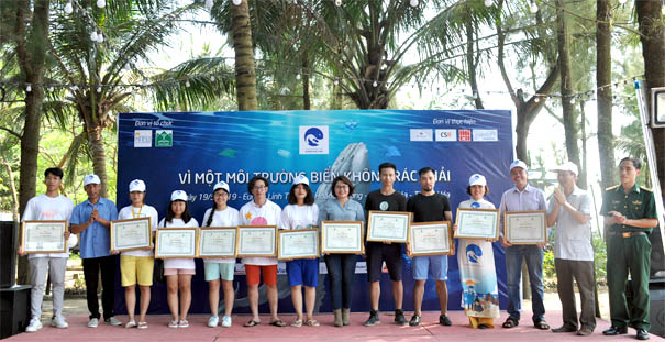 Khởi[-]động[-]Sự[-]kiện[-]&ldquo;V&igrave;[-]m&ocirc;i[-]trường[-]biển[-]kh&ocirc;ng[-]r&aacute;c[-]thải&rdquo;[-]2019